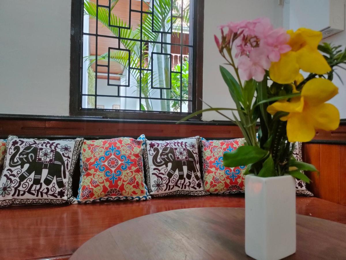 Lotus Corner - Heritage B&B 琅勃拉邦 外观 照片